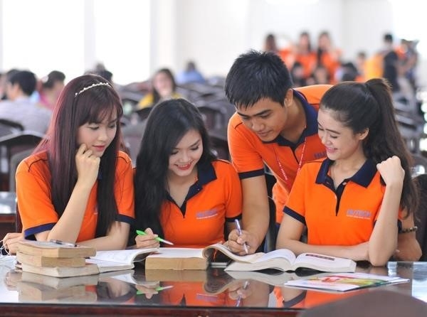 Top 10 ngành học dễ kiếm việc nhất hiện nay | Toplist Việt Nam.