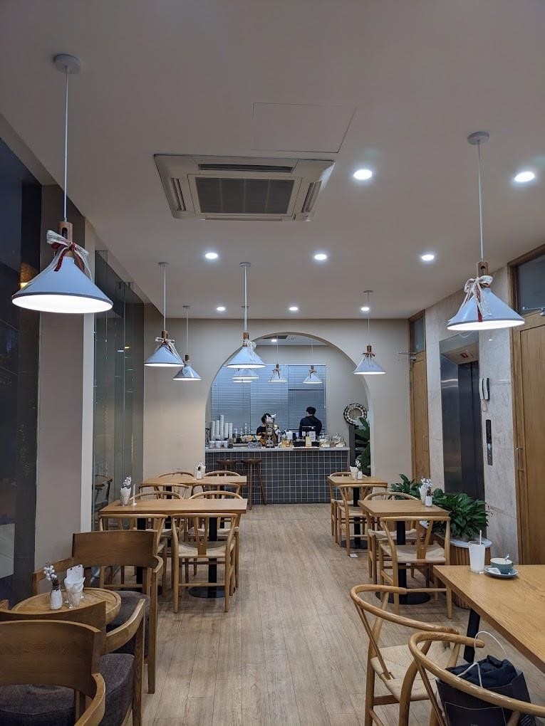 Top 10 quán cà phê đẹp và thoải mái ở quận Cầu Giấy Hà Nội | Toplist Việt Nam.
