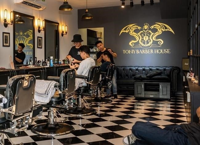 Top 4 tiệm hớt tóc cực đẹp ở Quận 7, Hồ Chí Minh | Toplist Việt Nam.
